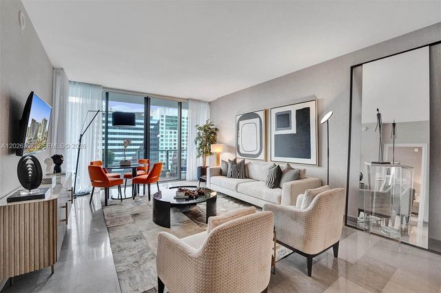 88 SW 7th St 1408, Miami, FL 33130