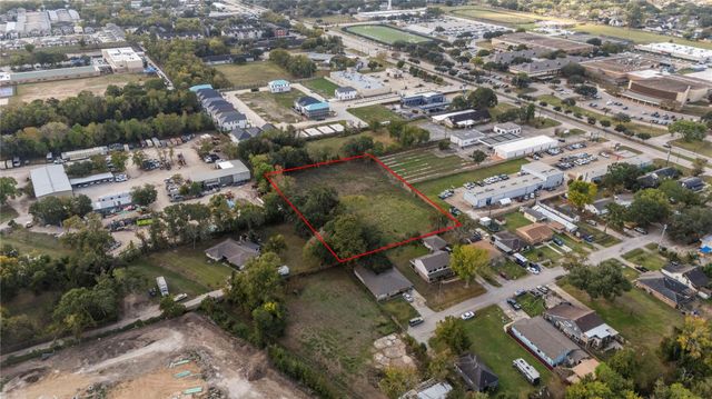 507 Dulles Avenue, Stafford, TX 77477