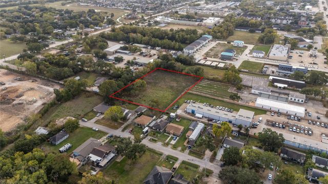 507 Dulles Avenue, Stafford, TX 77477