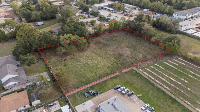 507 Dulles Avenue, Stafford, TX 77477