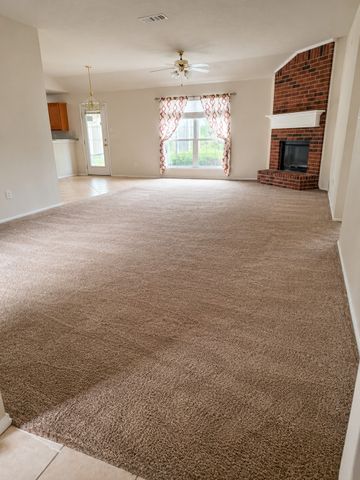 307 Dimes Street, Arlington, TX 76002