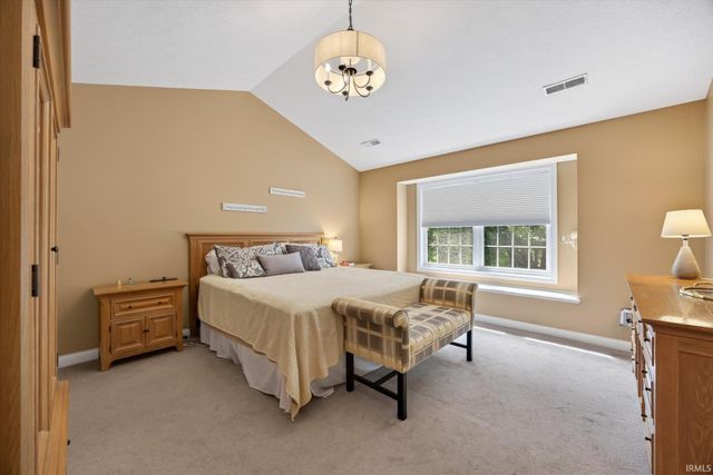 4279 S Mallard Court, Bloomington, IN 47403