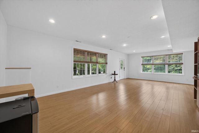 4279 S Mallard Court, Bloomington, IN 47403