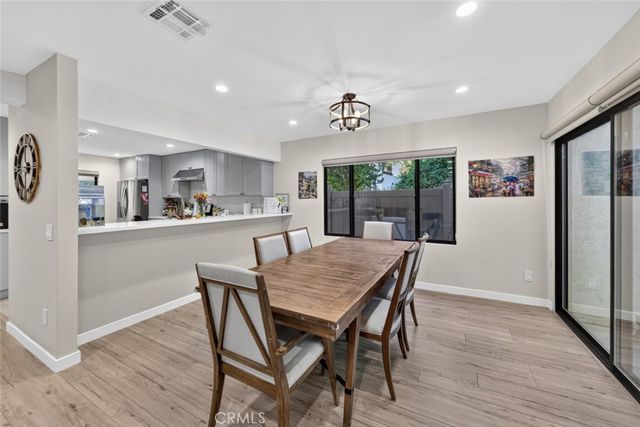 56 Glenflow Court, Glendale, CA 91206
