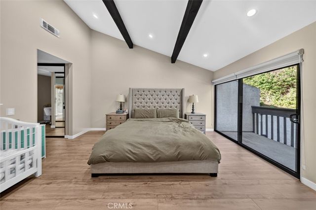 56 Glenflow Court, Glendale, CA 91206