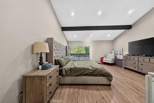 56 Glenflow Court, Glendale, CA 91206
