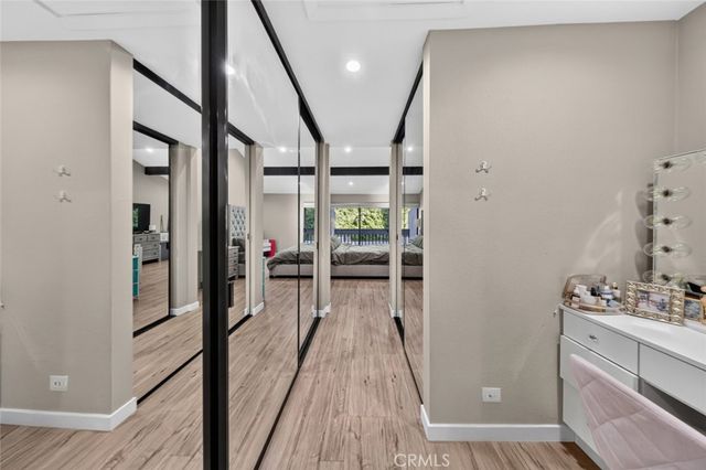 56 Glenflow Court, Glendale, CA 91206