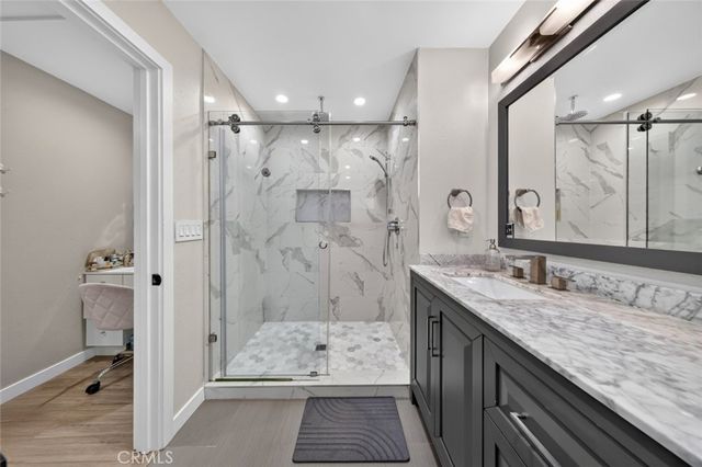 56 Glenflow Court, Glendale, CA 91206