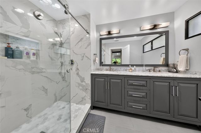 56 Glenflow Court, Glendale, CA 91206