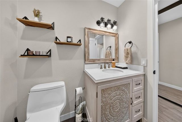 56 Glenflow Court, Glendale, CA 91206