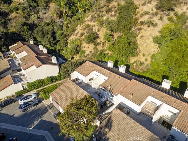 56 Glenflow Court, Glendale, CA 91206