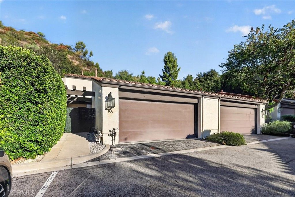 56 Glenflow Court, Glendale, CA 91206