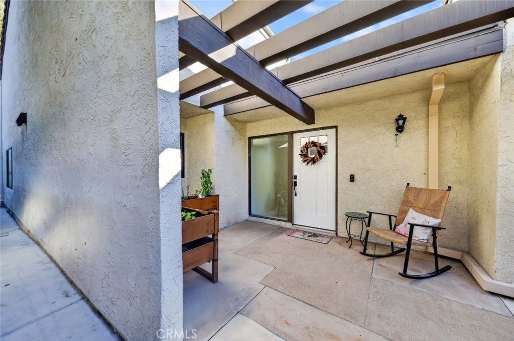 56 Glenflow Court, Glendale, CA 91206 — photo 3