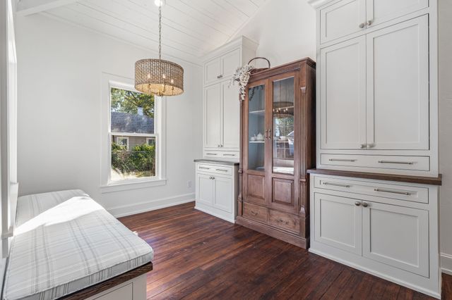 915 Cherry Street, Graham, TX 76450