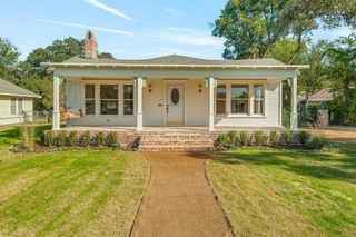 915 Cherry Street, Graham, TX 76450