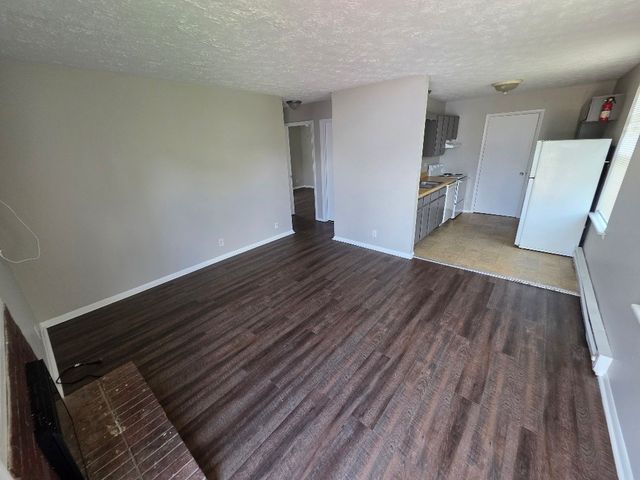 1317 Pierce Rd B, Madison, TN 37115