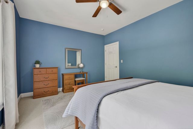 12 Rachel Way, Bedford, NH 03110