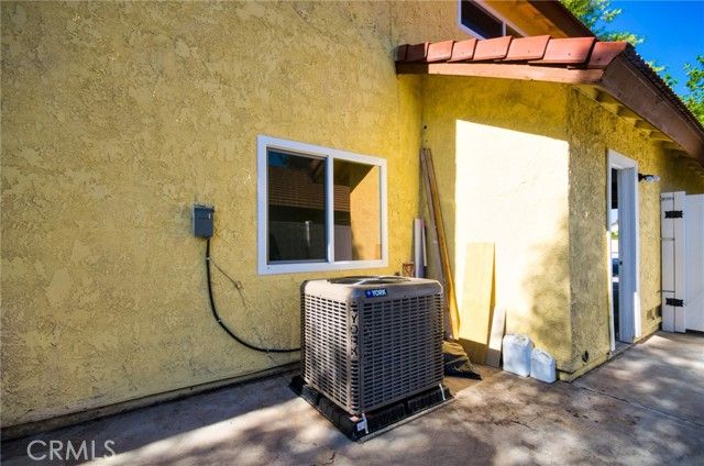 13855 Calada Drive, Moreno Valley, CA 92553