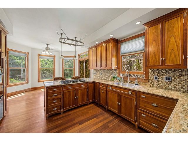 4801 S Yukon St, Littleton, CO 80123