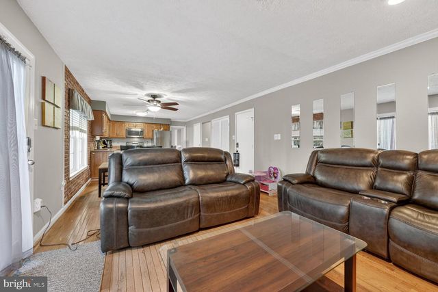 16219 SUNNY KNOLL DR, Dumfries, VA 22025