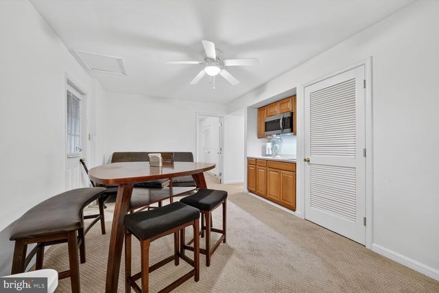 16219 SUNNY KNOLL DR, Dumfries, VA 22025