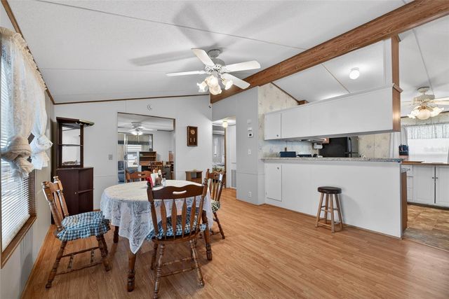 4100 CAREFREE WAY, Zephyrhills, FL 33541