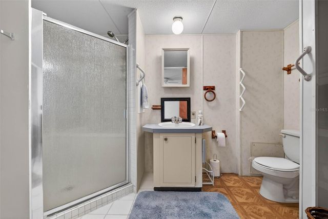 4100 CAREFREE WAY, Zephyrhills, FL 33541