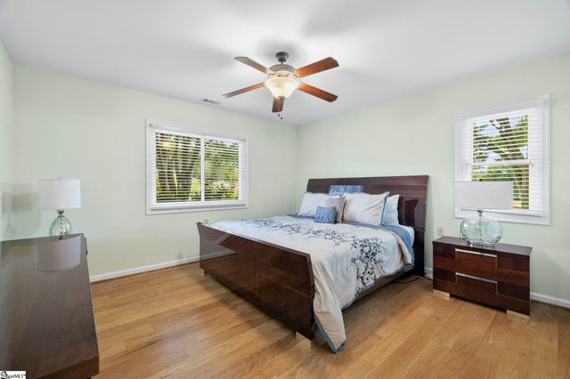 2 Hillview Drive, Greenville, SC 29615