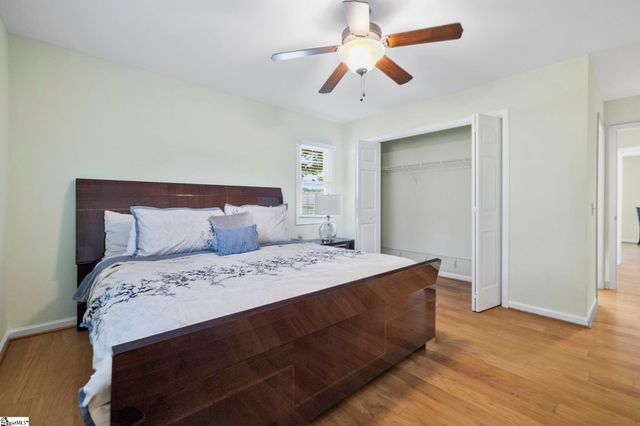 2 Hillview Drive, Greenville, SC 29615