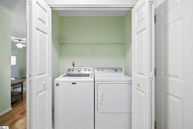 2 Hillview Drive, Greenville, SC 29615