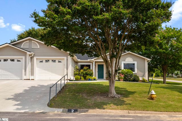 2 Hillview Drive, Greenville, SC 29615