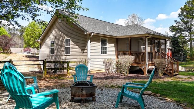 262 Danburg Court, Jasper, GA 30143