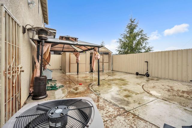 9325 Audra Ct, Sacramento, CA 95829