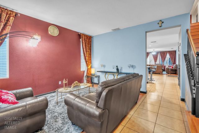 9325 Audra Ct, Sacramento, CA 95829