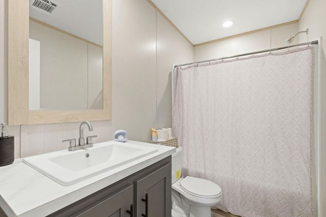 279 Pajarilla PASS, Del Valle, TX 78617