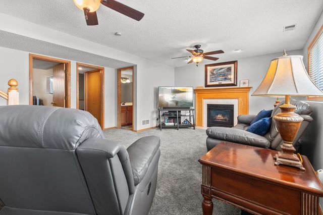 15712 Crocus Avenue W, Rosemount, MN 55068
