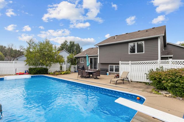 15712 Crocus Avenue W, Rosemount, MN 55068