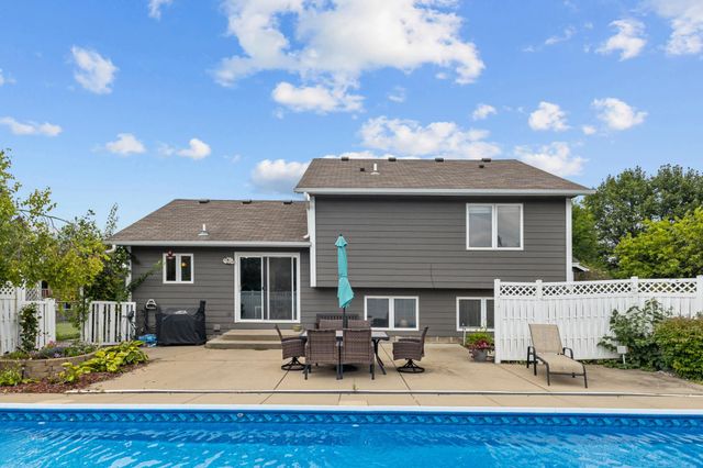 15712 Crocus Avenue W, Rosemount, MN 55068