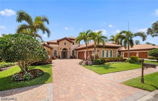 6449 Costa CIR, Naples, FL 34113