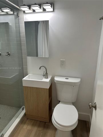 6310 SW 79th St 1, South Miami, FL 33143