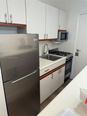 6310 SW 79th St 1, South Miami, FL 33143