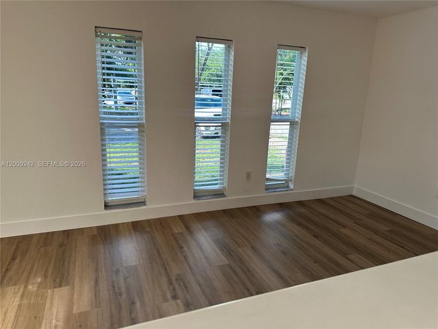 6310 SW 79th St 1, South Miami, FL 33143