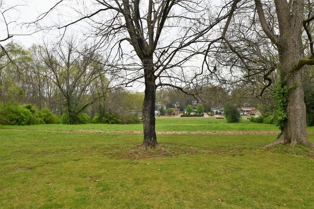 1409 Jones Ave, Nashville, TN 37207