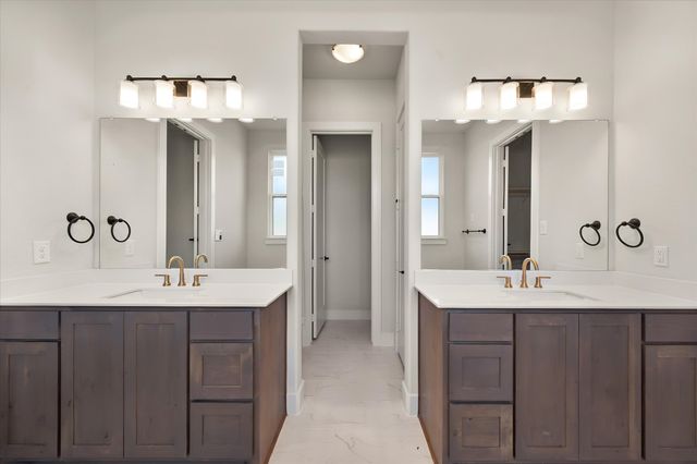 7850 Woodstream Road, Midlothian, TX 76065