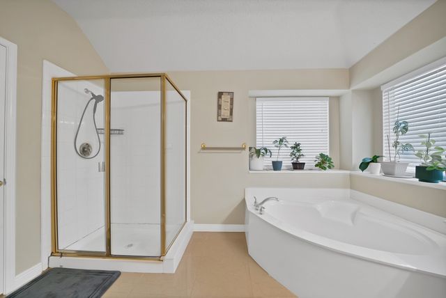 1625 Deer Creek Drive, Desoto, TX 75115