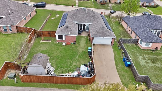1625 Deer Creek Drive, Desoto, TX 75115