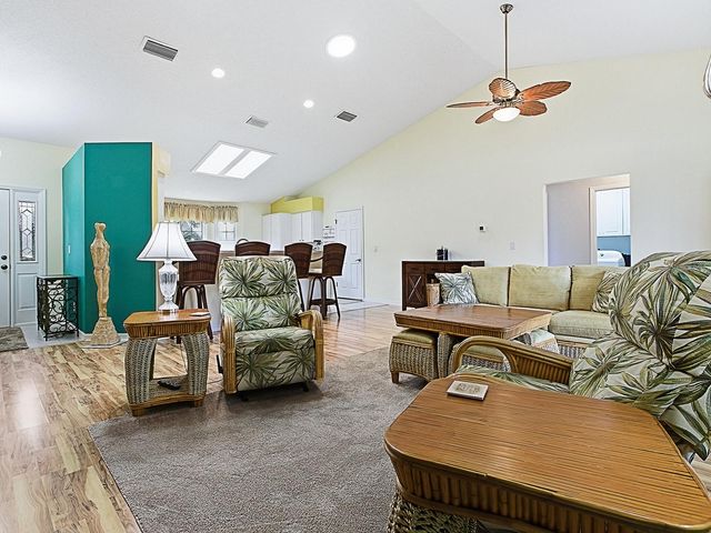 5588 GULF STREAM STREET, Tavares, FL 32778