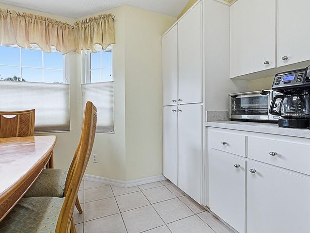 5588 GULF STREAM STREET, Tavares, FL 32778