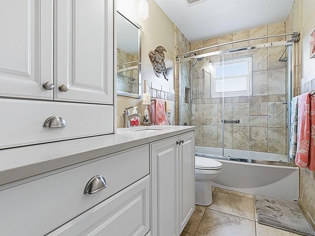 5588 GULF STREAM STREET, Tavares, FL 32778