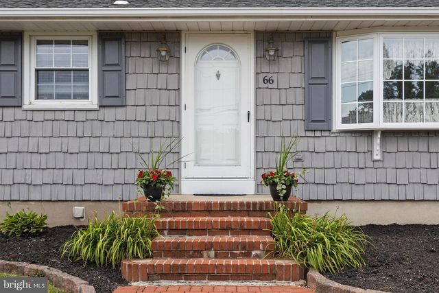 66 ENGLEWOOD BLVD, Hamilton, NJ 08610